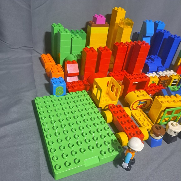 Lego Duplo 165 Pc Lot Blocks Vehicles People‎ - Some VTG Rainbow Stacking - Picture 2 of 5